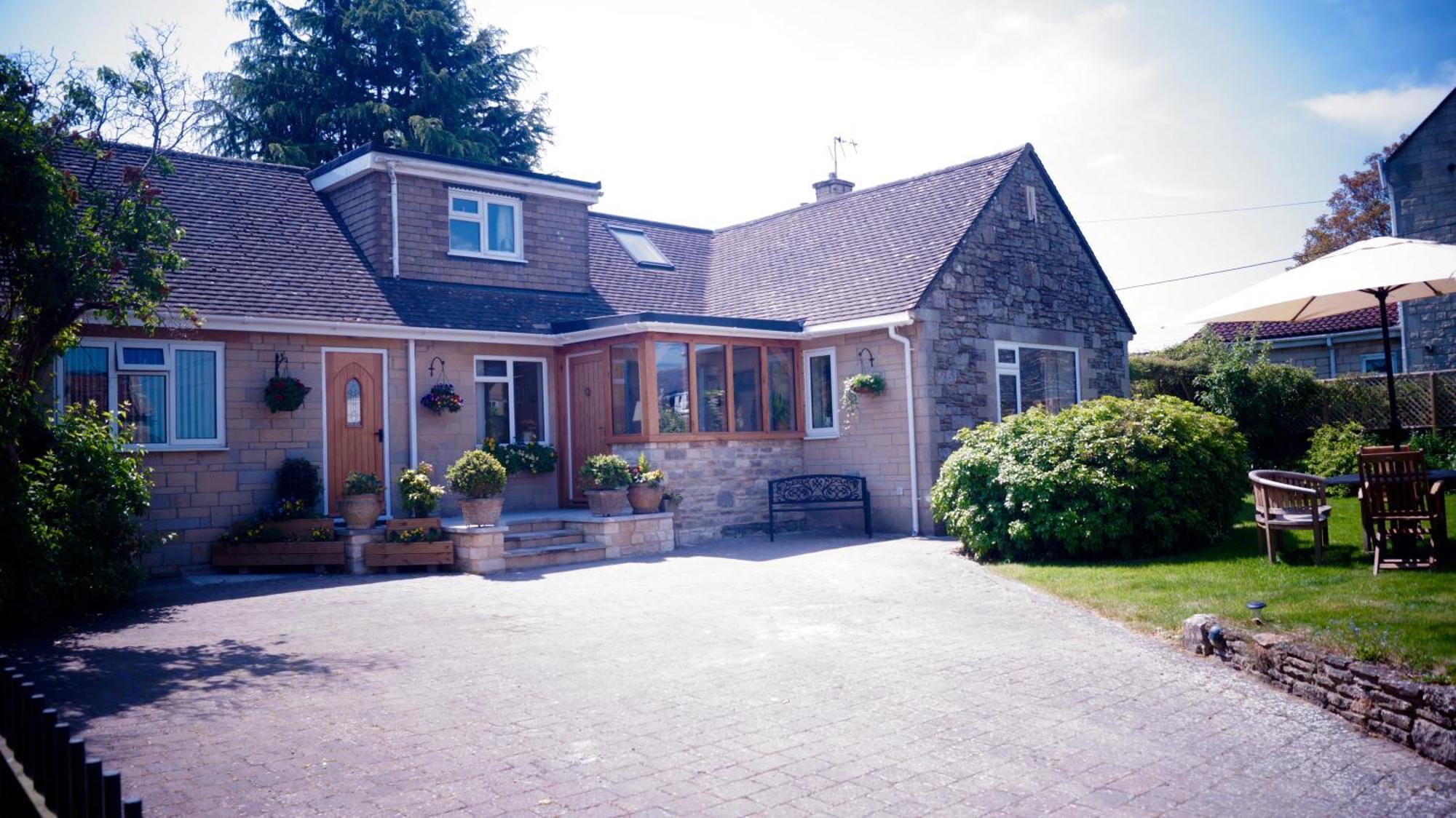 The Westwoods Bed & Breakfast Exterior photo