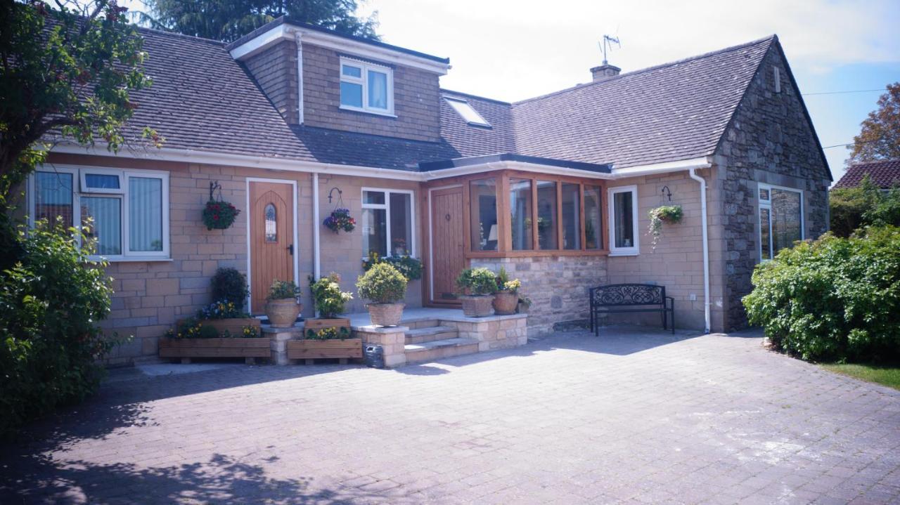The Westwoods Bed & Breakfast Room photo